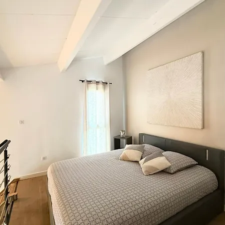 - 4 Personnes - Piscine *